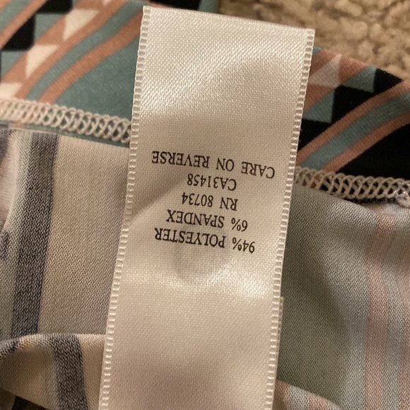 BCBG halter top - Picture 14 of 14